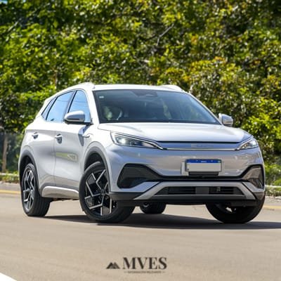 SUV familiar, tecnológico y versátil, ideal entre los coches BYD para quienes buscan espacio y eficiencia eléctrica. Coches BYD